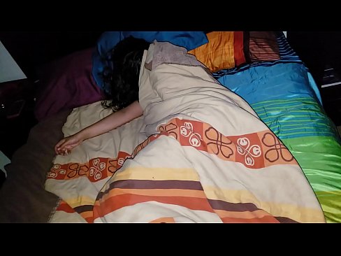 ❤️ Anak tiri memarahi ibu tirinya semasa dia tidur. ❤️ Lucah pada ms.xxxpornolive.ru ❌️❤